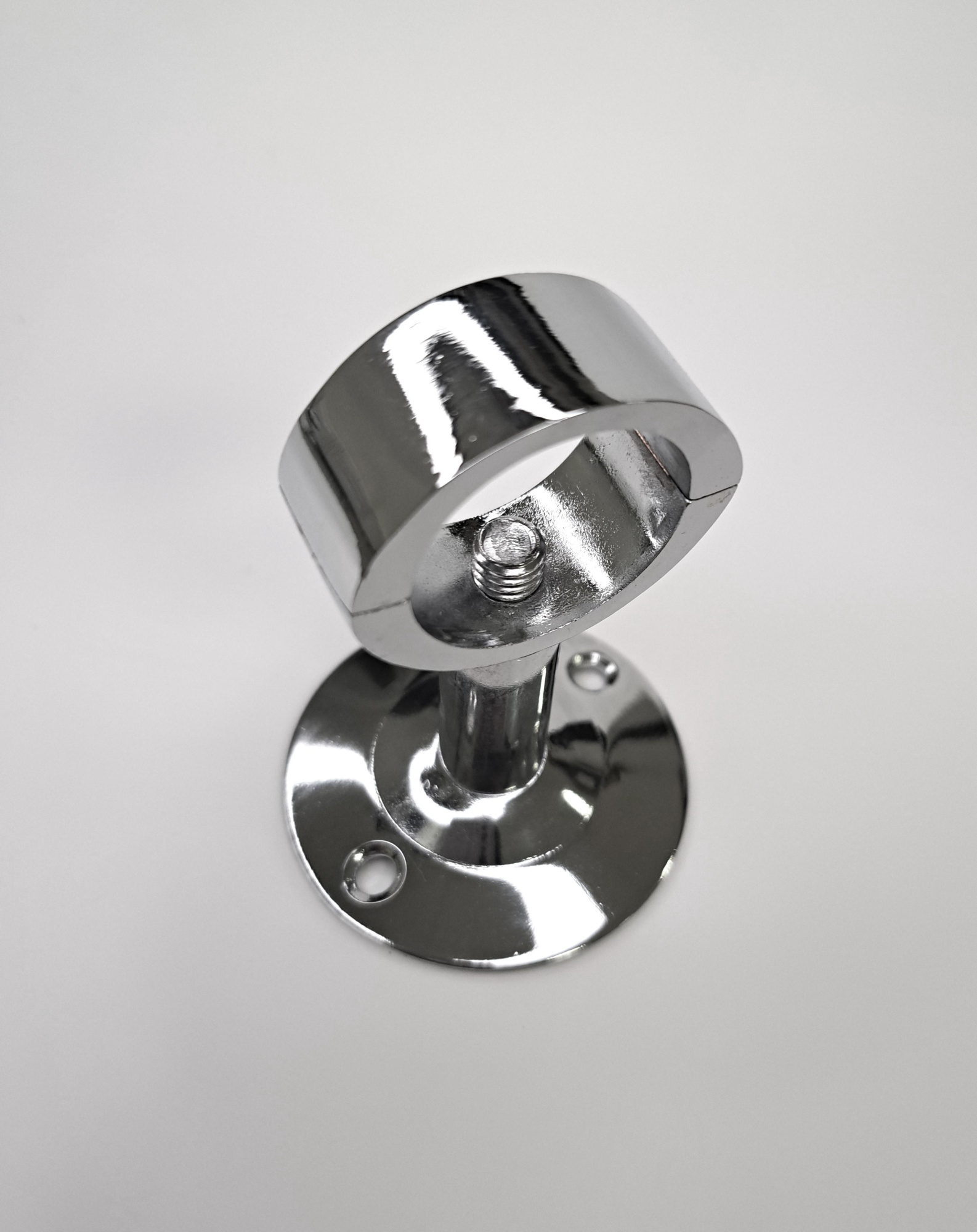 Держатель с разъемным кольцом, 3/4" хром Изображение Держатель с разъемным кольцом, 3/4" хром